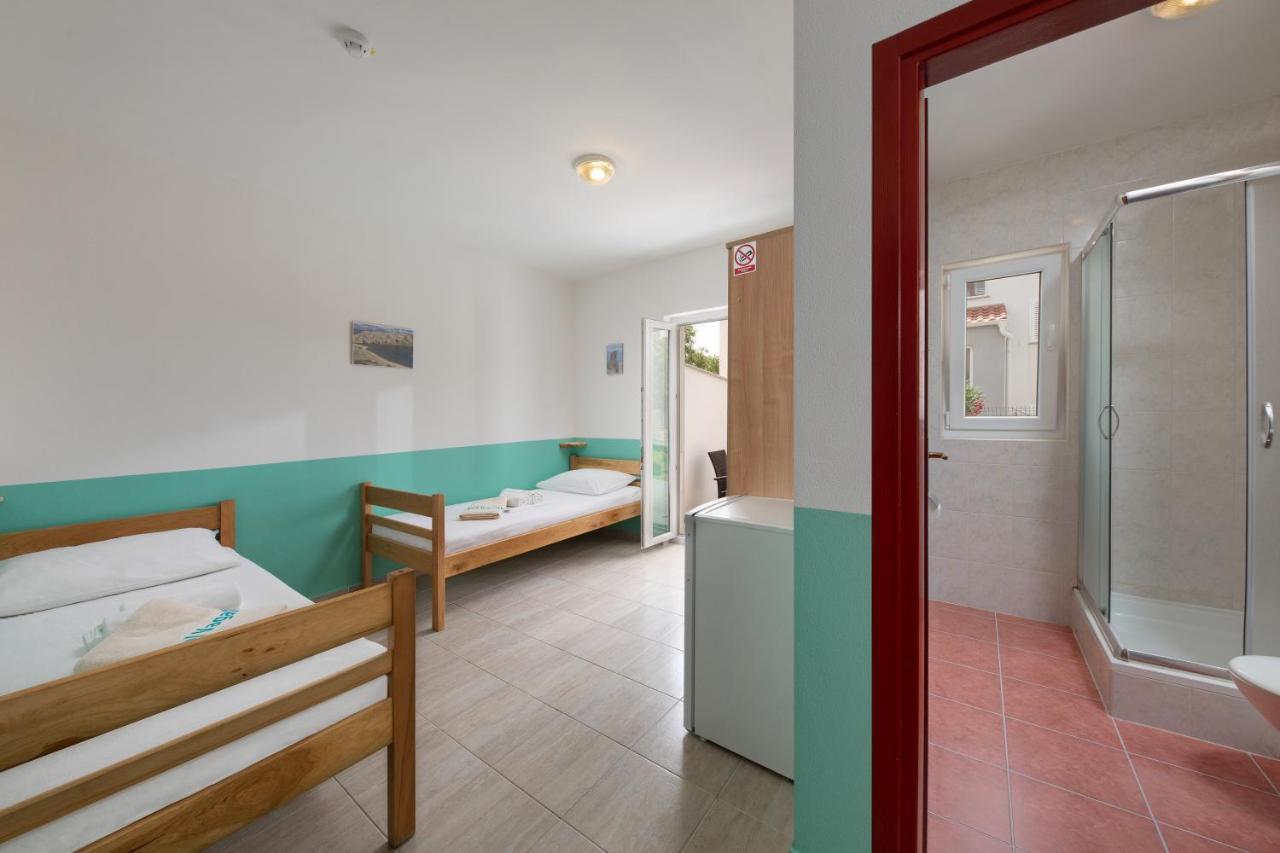 Hostel & Rooms Vagabundo Gajac 外观 照片
